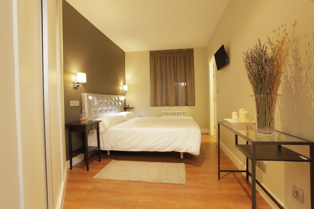 Hotel Rosal Oviedo Kamer foto