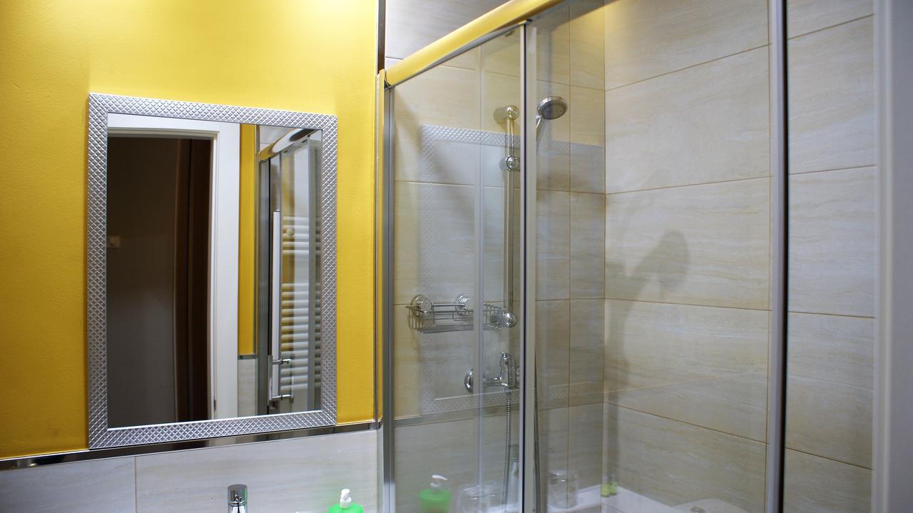 Hotel Rosal Oviedo Buitenkant foto